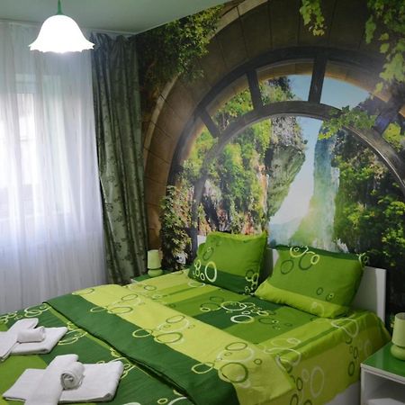 Green Rooms Hunedoara Ngoại thất bức ảnh