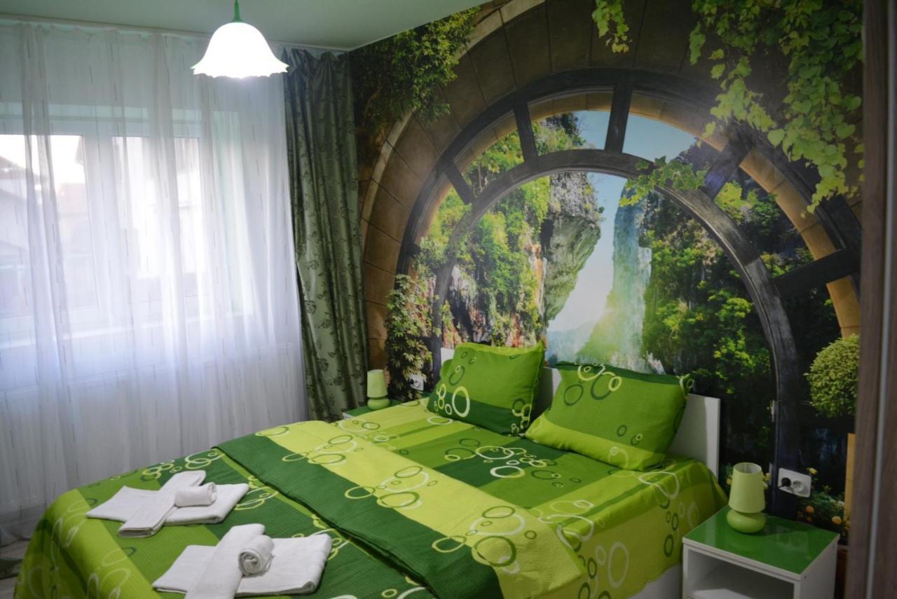 Green Rooms Hunedoara Ngoại thất bức ảnh