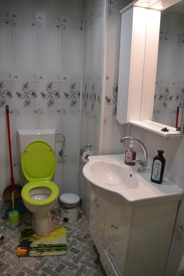 Green Rooms Hunedoara Ngoại thất bức ảnh