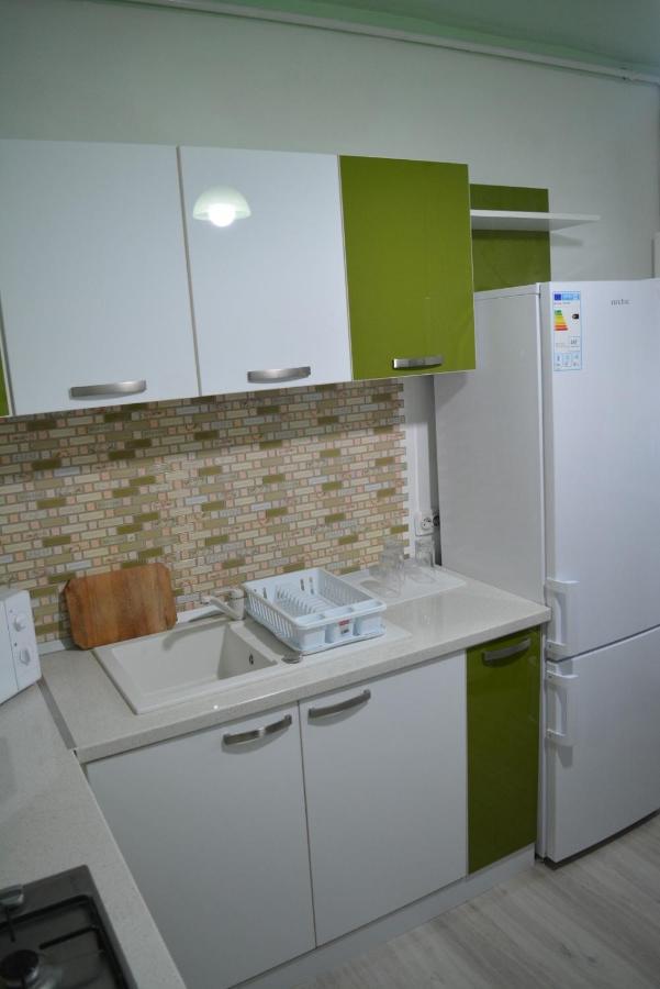 Green Rooms Hunedoara Ngoại thất bức ảnh